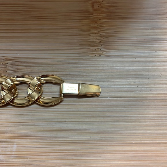 Vintage Gold Tone Napier Necklace - Picture 3 of 4